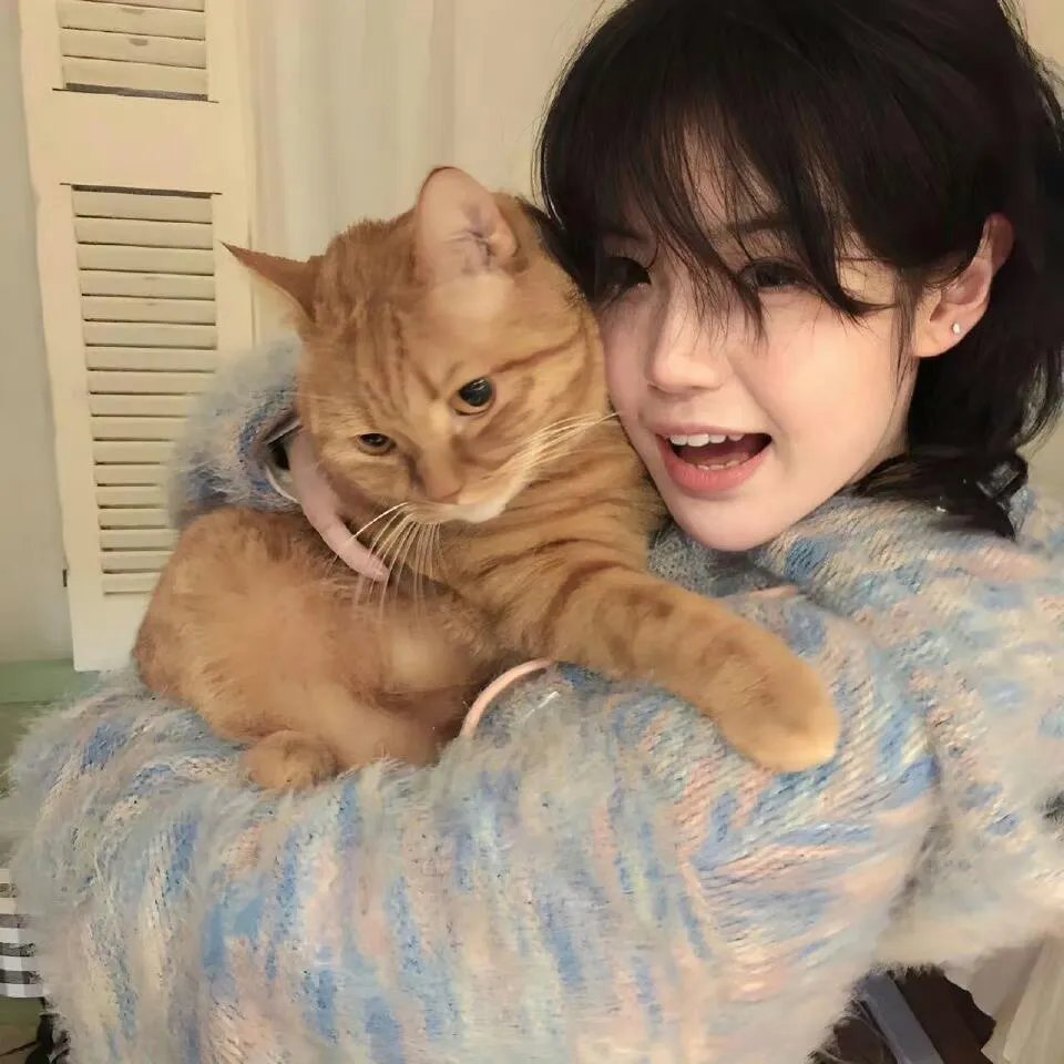 砰！美女保镖，你被开除了